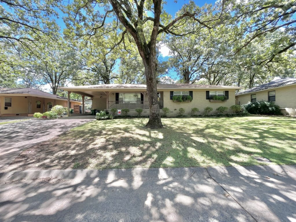 UNDER CONTRACT 1,673 SF, 4 BED, 2 BATH HOME NORTH LITTLE ROCK, AR